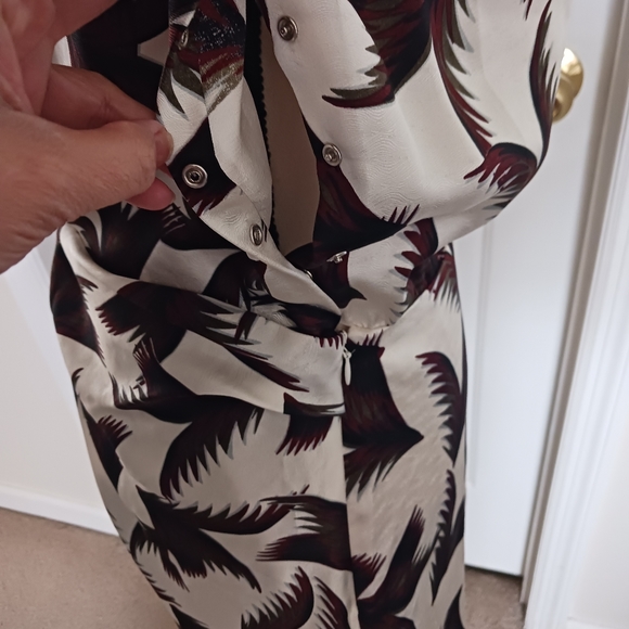 A.L.C. Freja Leaf Print Twist Front Silk Dreas - Picture 11 of 13
